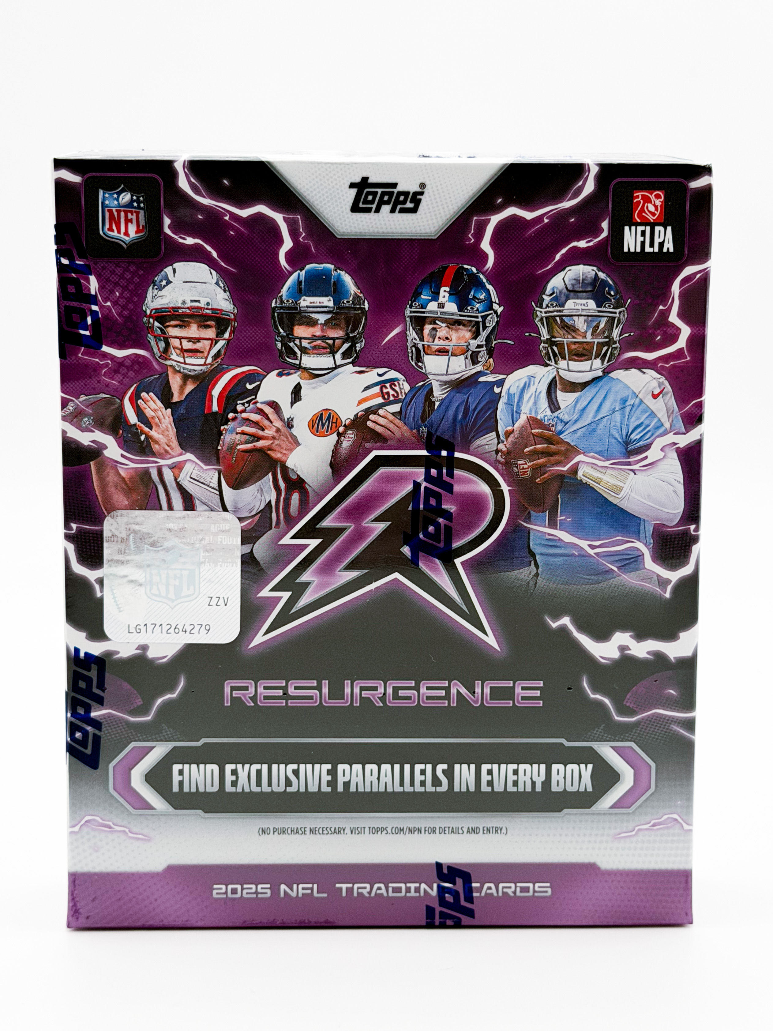2025 Topps Resurgence NFL Football Blaster Box