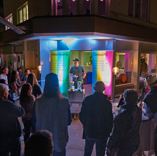 Ideencamp #35 - Abschlusspräsentation vor dem Vadozner Huus.