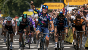 PATRICIO VOLTOOIT MAPEI-FEEST: RITZEGE ÉN GEEL VOOR DE PLOEG VAN DIJKSTRA
