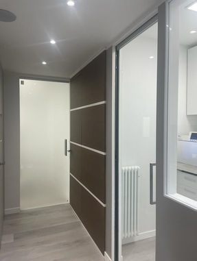 Arredamento Boiserie su Pareti Corridoio