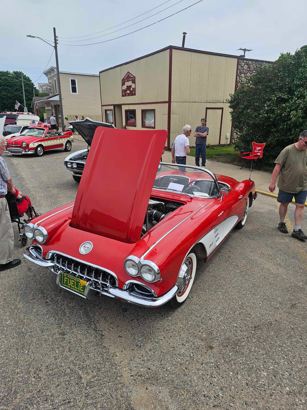 ee1ee329-92bd-4264-b36c-564a62ea5880