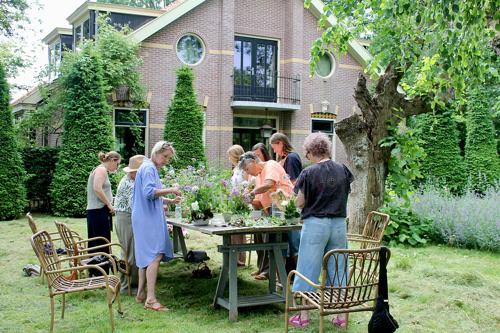 Thumbnail: Workshop Bloemstuk op Kenzan Prikker