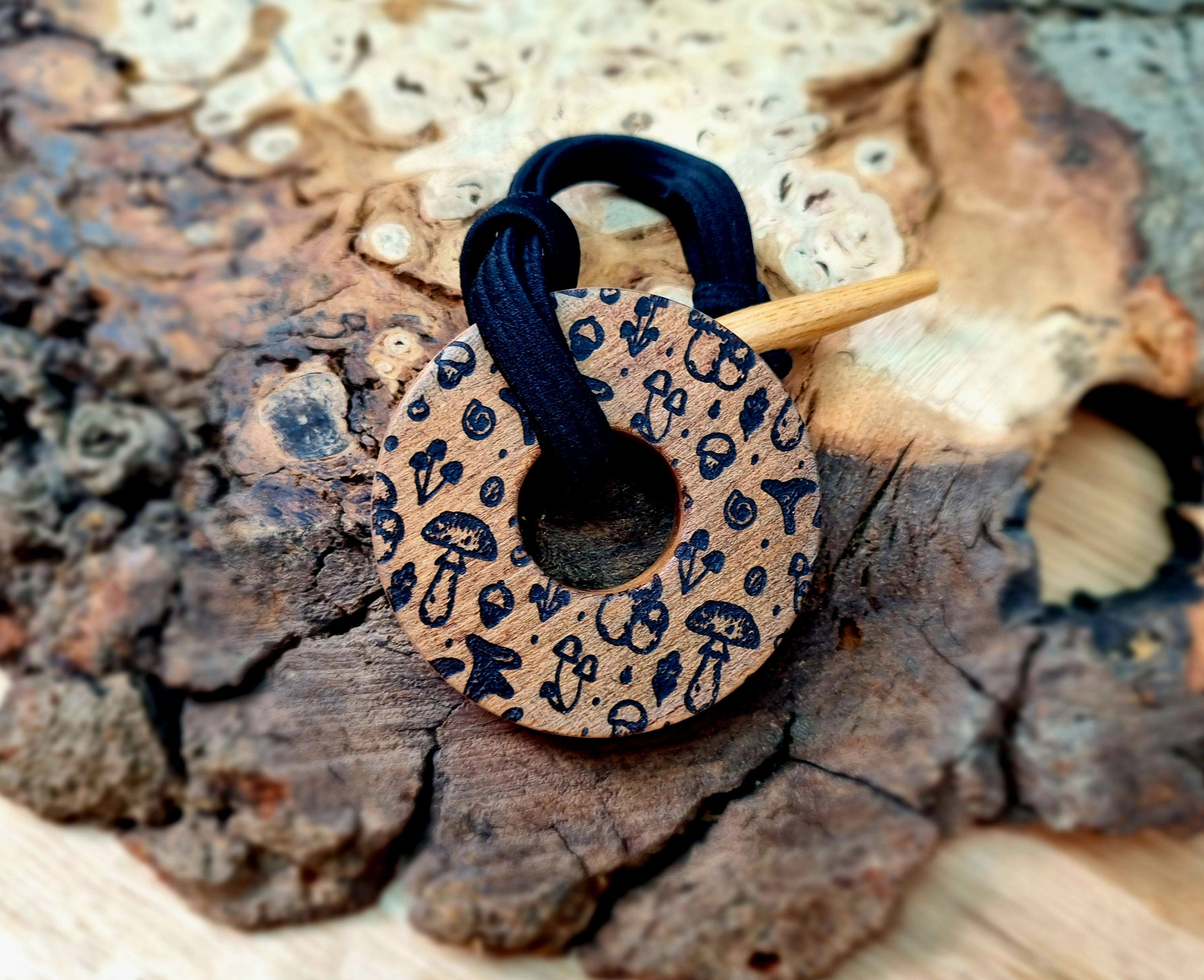 ToggleLOXX Burned Design 6 