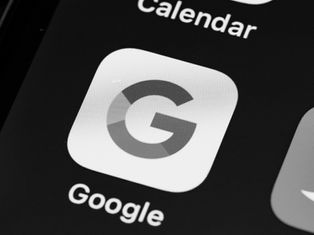 Google app icon on smartphone screen | Ultrabrand