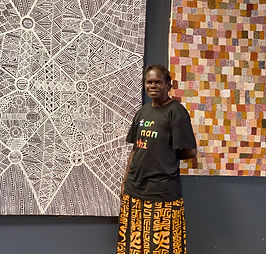 Simplicia Tipungwuti