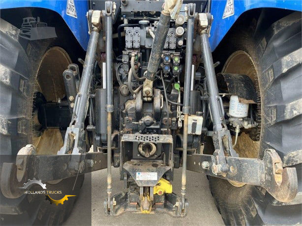 Thumbnail: 2015 NEW HOLLAND T7.270