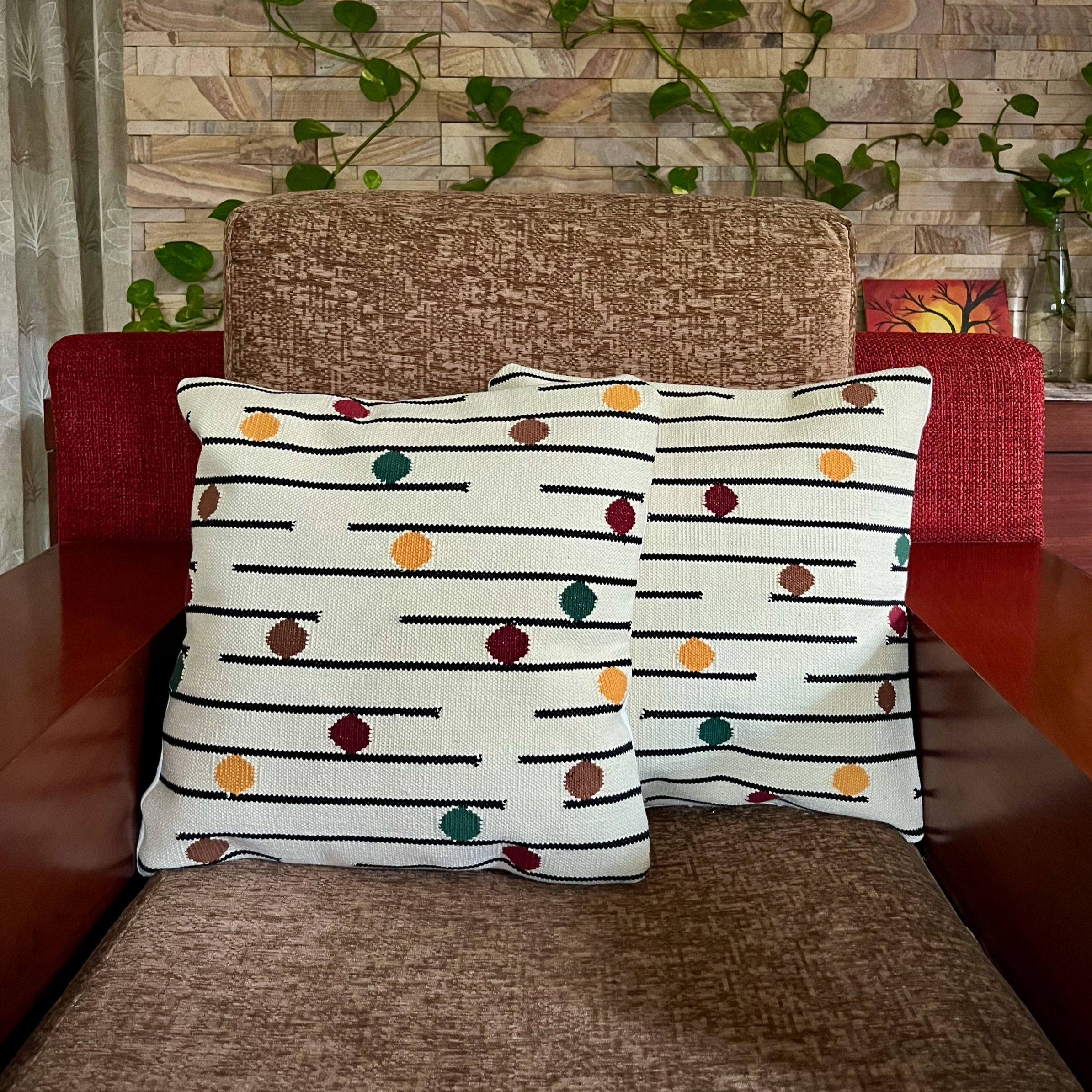 Boond: Handwoven cotton cushion cover