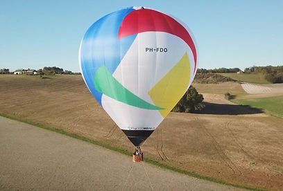 WeDOO3400 über Feldern