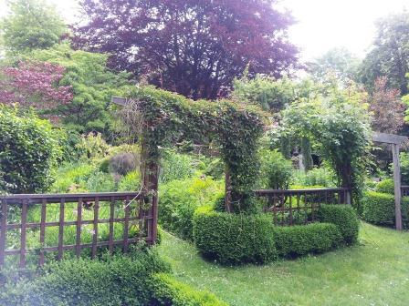 Edna Walling's garden