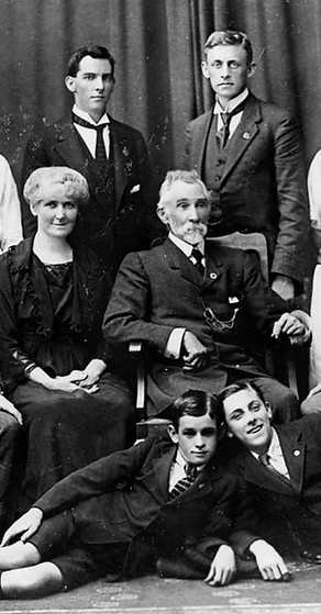 Staff of Thomas Mathewson.jpg
