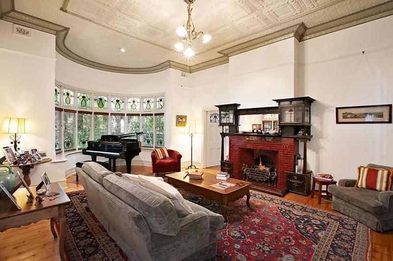 Queen Anne Design