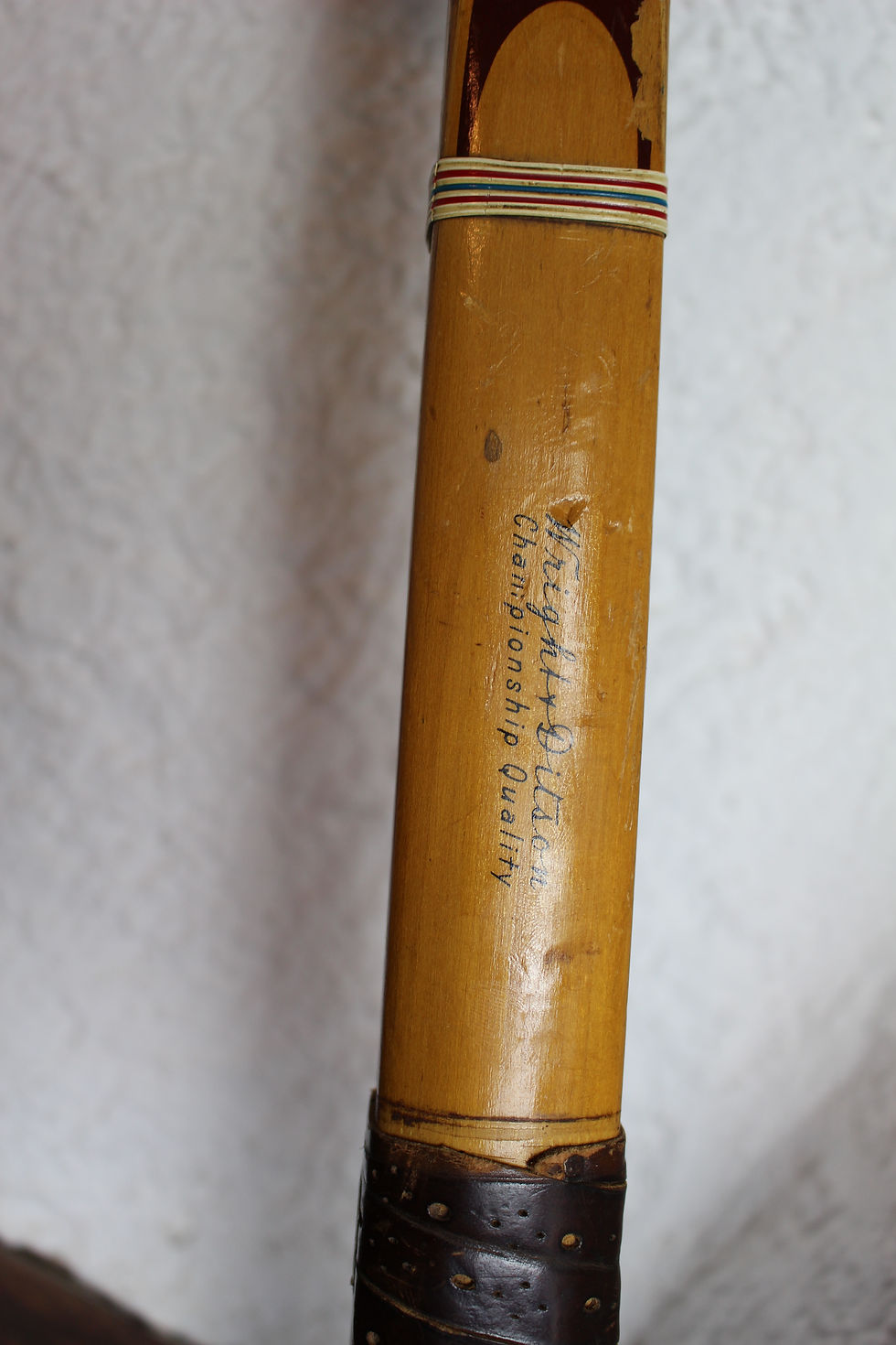 Miniature : raquette de tennis ancienne de la marque "Wright Ditson"