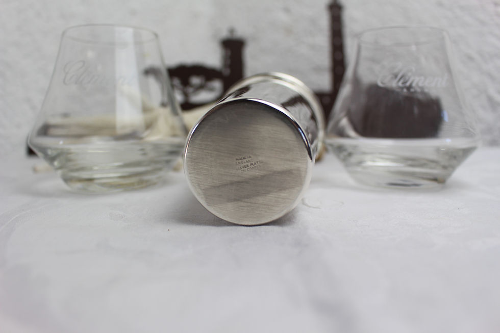 Miniature : Ensemble composé de 2 verres à rhum et un shaker en métal argenté