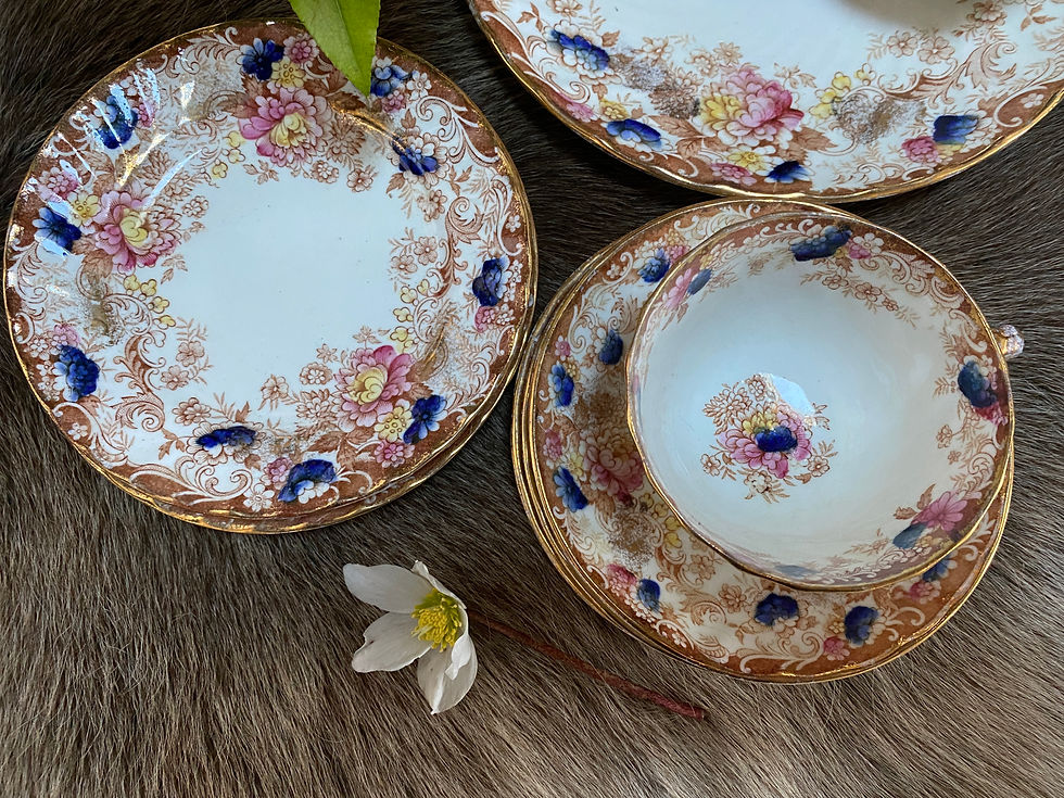 Miniature : Service à café/thé en porcelaine