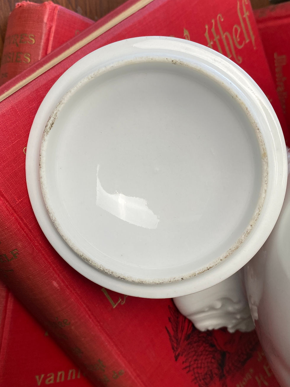 Miniature : Grande théière en porcelaine blanche XIX