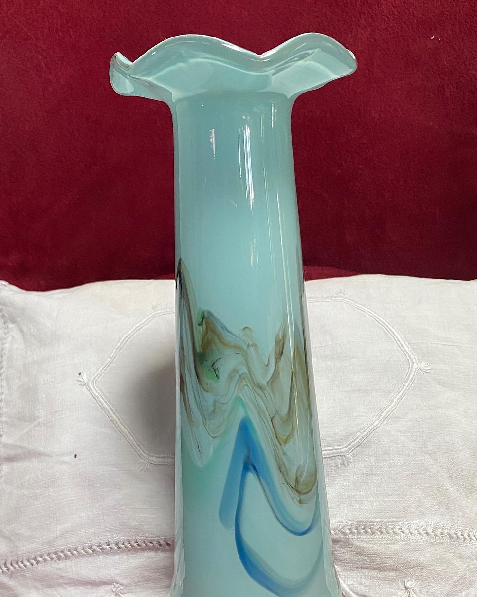 Miniature : Vase en opaline bleue