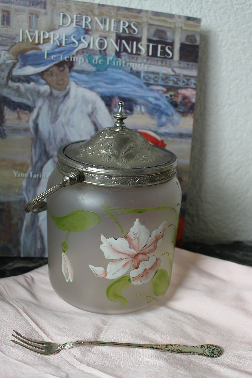 Miniature : Bonbonnière en verre dépoli