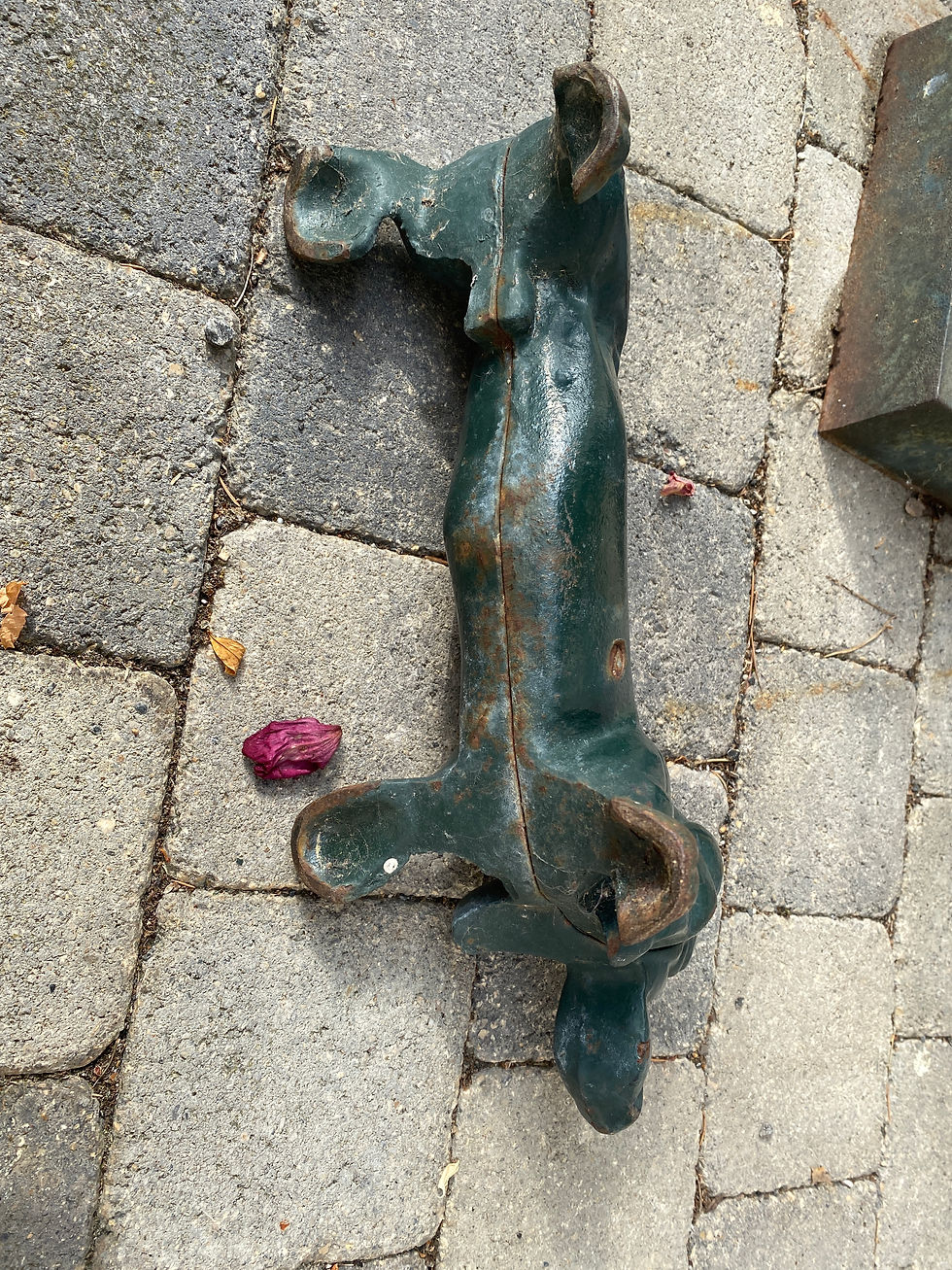 Miniature : Cale-porte en fonte ancien "Teckel"