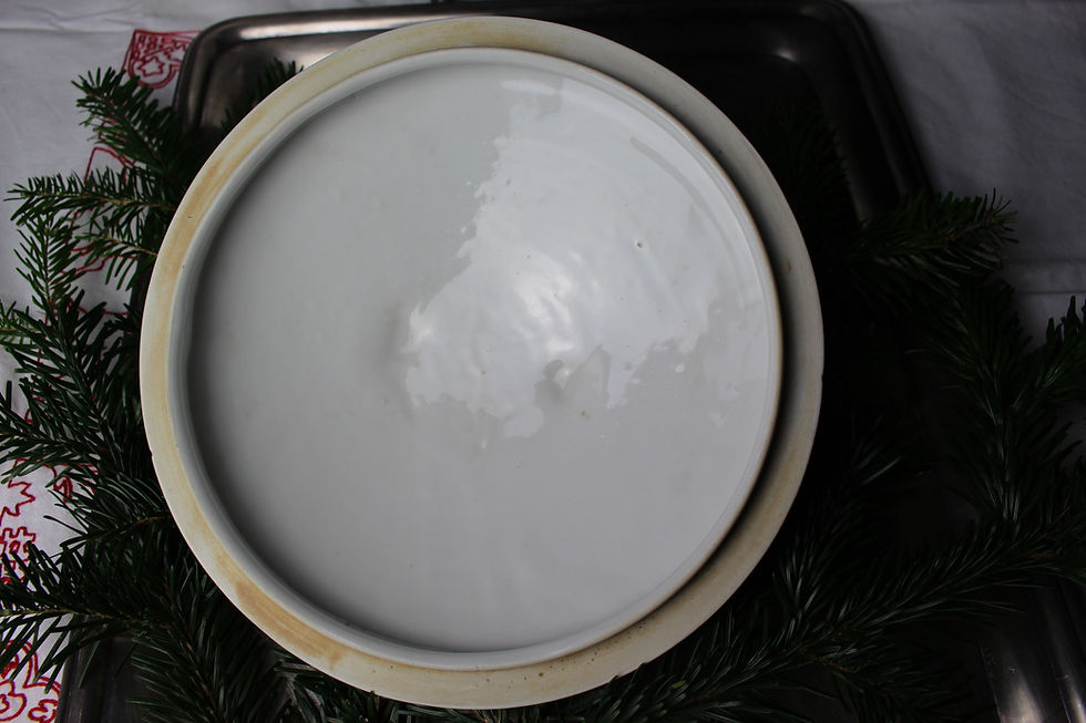 Miniature : Grande soupière en porcelaine