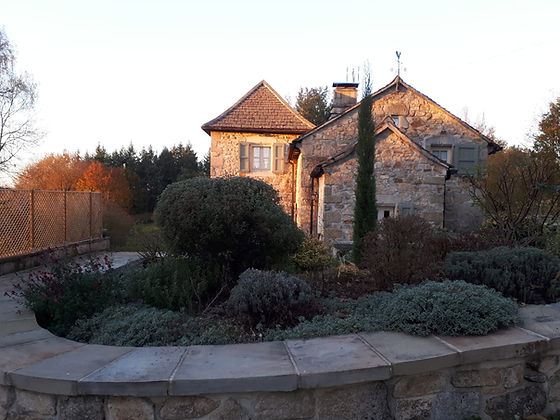 Gîte en soirée automne.jpeg