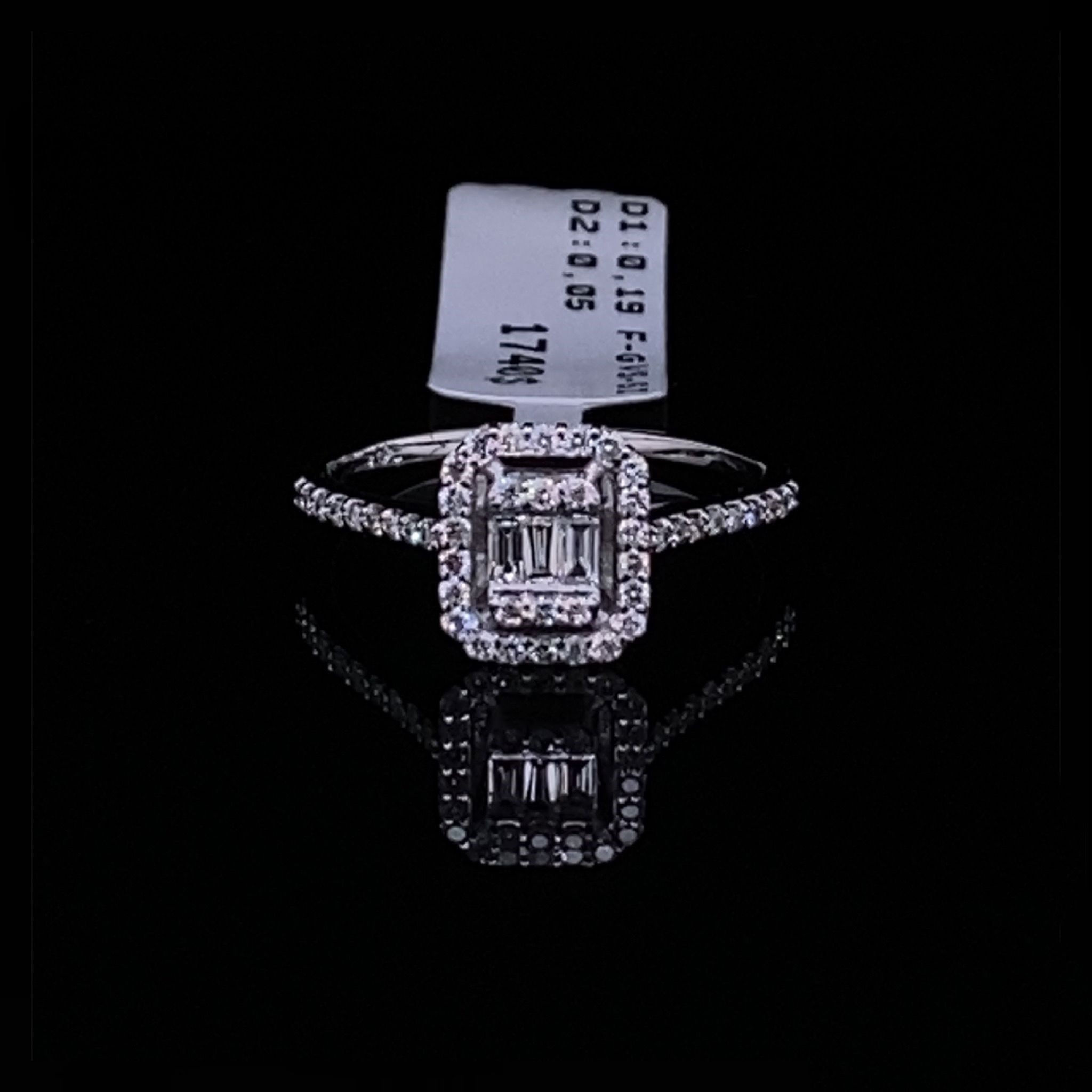 0,24 Karat Baget Pırlanta Yüzük