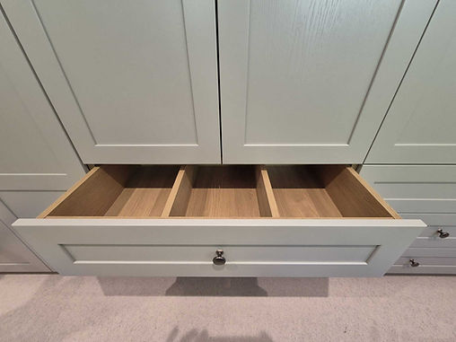 drawer insert in built in bedroom furniture