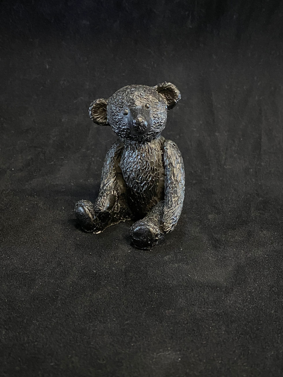 Thumbnail: teddy figurine statue