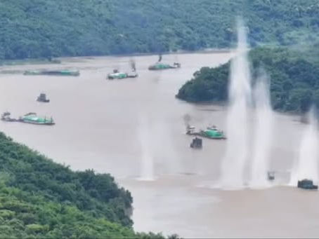 Myen Hpyen Dap Sanghpaw Ni Gaw Jinghpaw Mungdaw De Matut Manoi Lung Wa Ai Lam