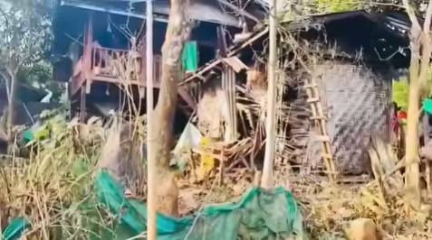 At Least Five Houses Damaged by Airstrikes in Mau Maw Bum Village, Hpakant