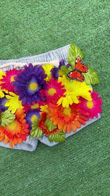 Thumbnail: Flower Shorties