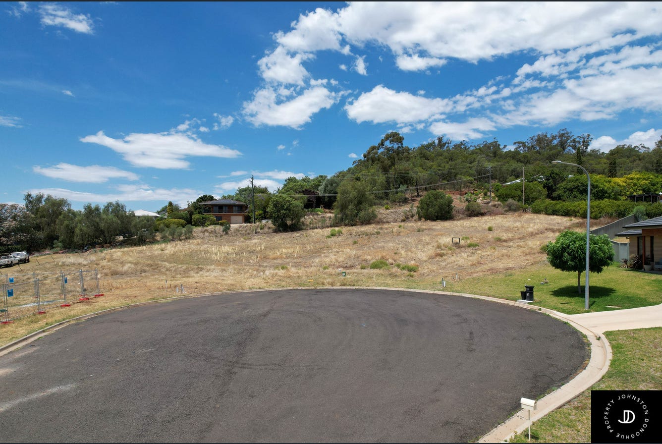 2C/15 Turner Close, Gunnedah - Image 1
