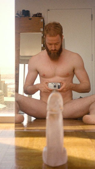 DESNUNÁNDOTE FRENTE AL ESPEJO