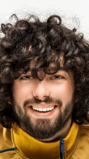 LOS 6 MEJORES CHAMPÚS PARA HOMBRES CON PELO RIZADO