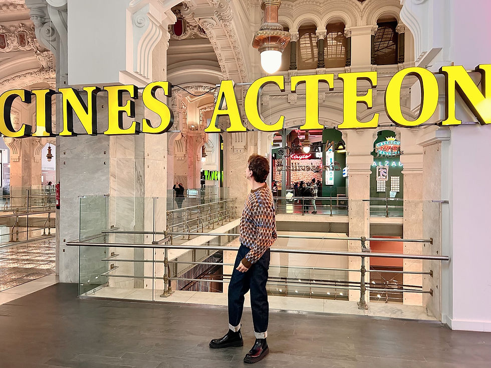 Rotulo de Cines Acteon en exposición Madrid