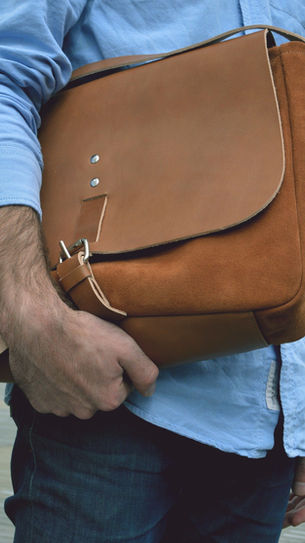 SE LLEVAN LOS BOLSOS DE CARTEROS PARA HOMBRES