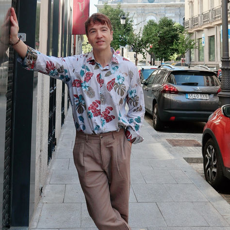 CAMISAS DE FLORES PARA HOMBRES: NI PIÑAS NI PLAYAS, SÓLO ESTILO