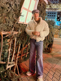 VINO CALIENTE, LA TRADICIÓN QUE SE SABOREA EN LOS MERCADOS NAVIDEÑOS Y SE CELEBRA EN CASA