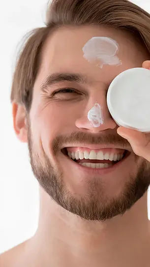 5 CREMAS HIDRATANTES PARA HOMBRES QUE DEJARÁN TU PIEL FRESCA Y RELUCIENTE CADA MAÑANA