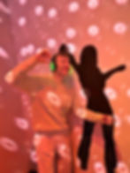 The Trendy Man bailando en el Museo ABBA de Estocolmo