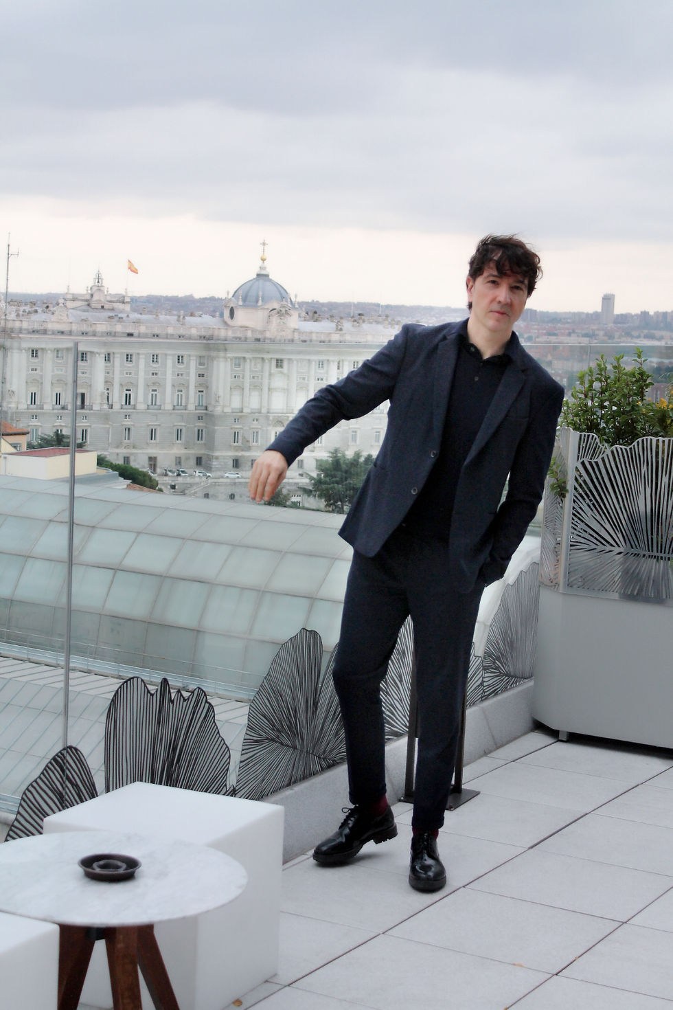 The Trendy Man con unas impresionantes vistas al Palacio Real de madrid
