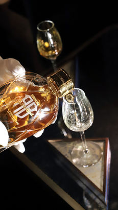 BRUGAL LANZA UN RON ULTRA-LUJO DE 2700 EUROS: ¡SÓLO 30 BOTELLAS EN ESPAÑA!