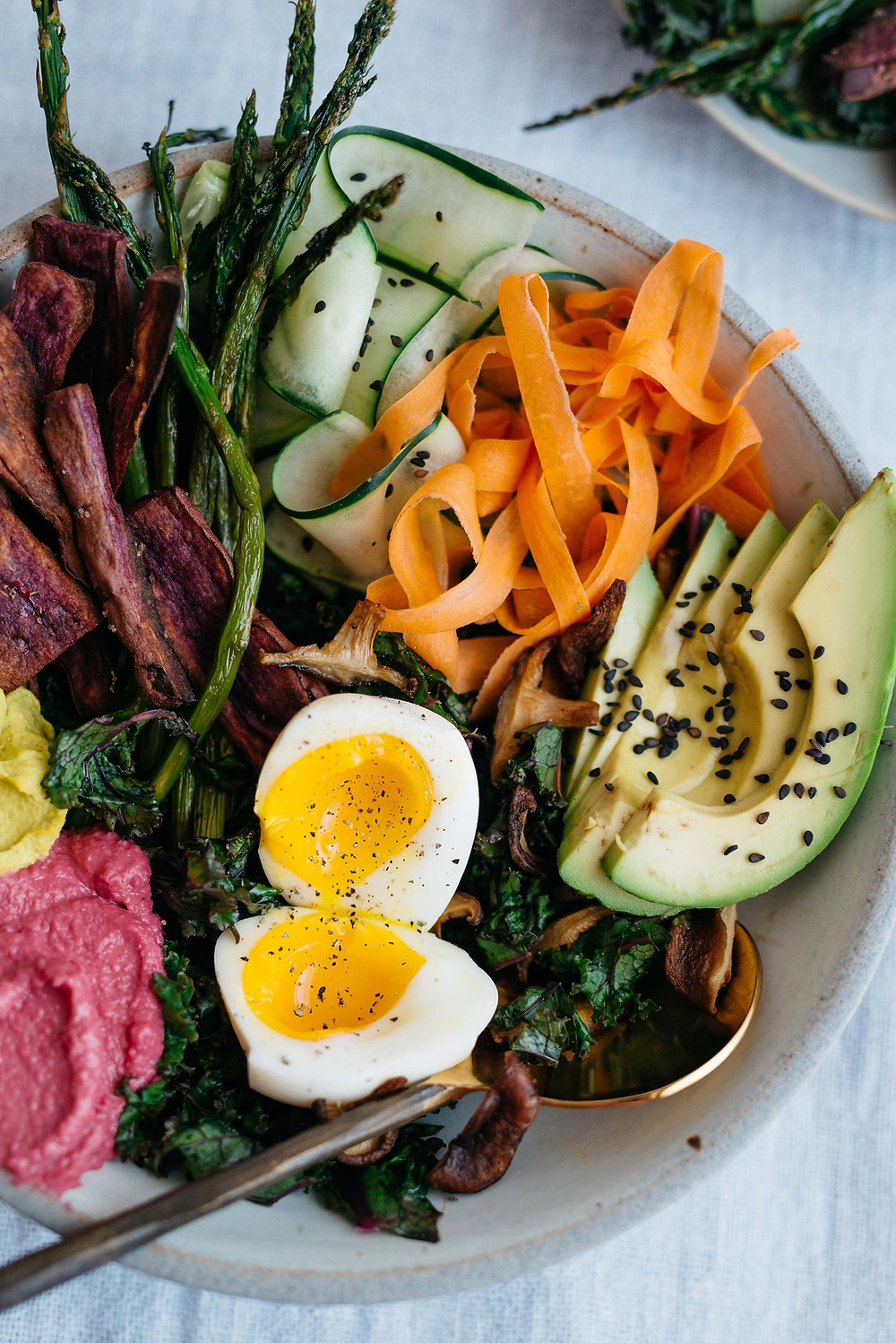 Añádele a tu ensalada ingredientes sanos y naturales