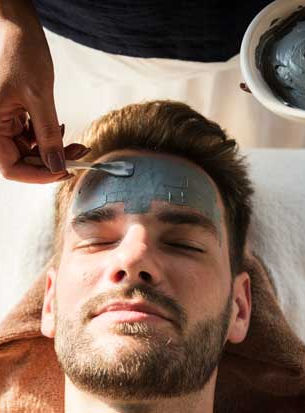 ES HORA DE HACERSE UNA LIMPIEZA FACIAL (ESTO VA PARA TODOS LOS HOMBRES)