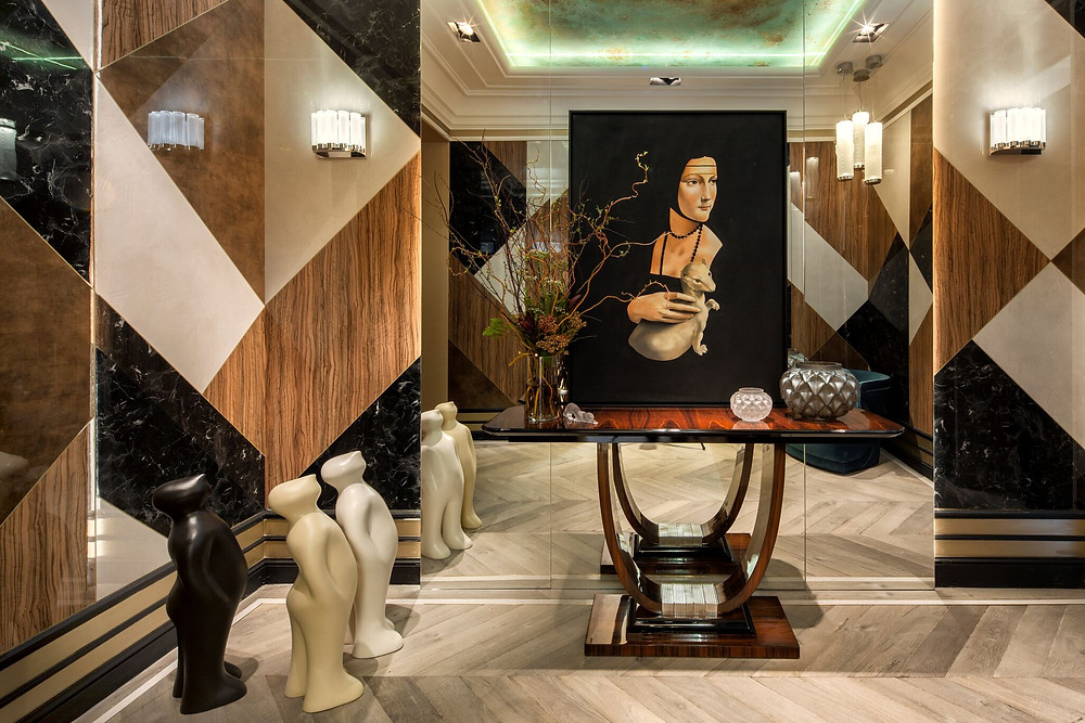 HALL “LA ESPERA DE LA DAMA” – ESPACIO ALVIC Ele Room 62