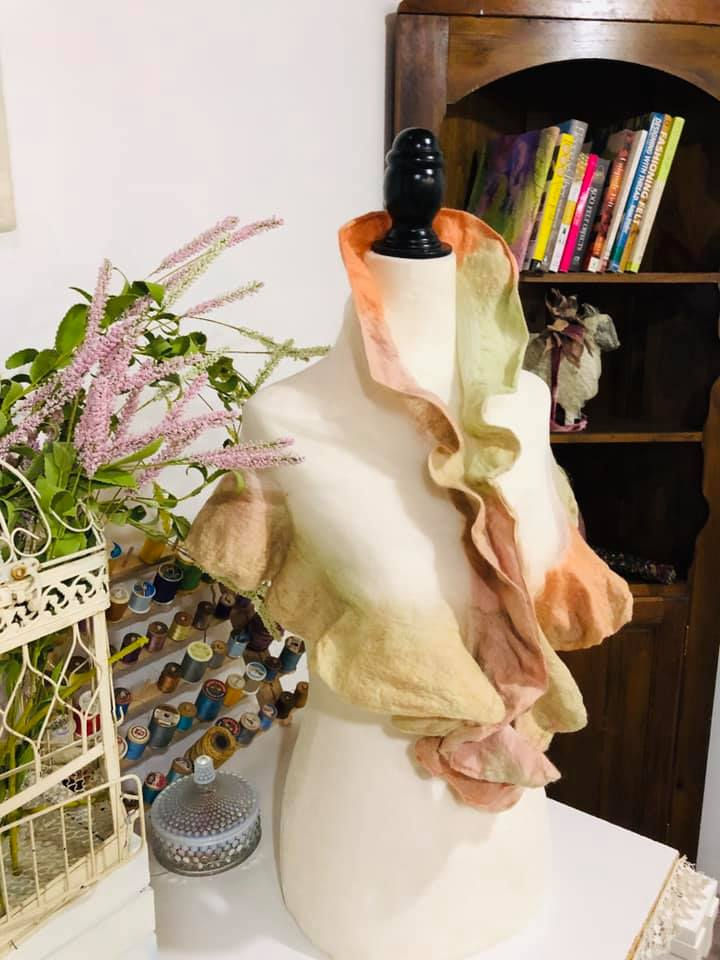 Thumbnail: 2 webinars Shawl and Peony brooch