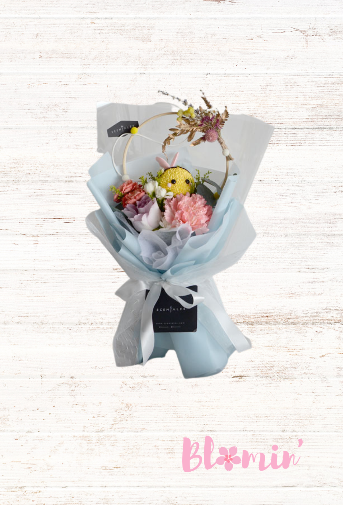 Chasing Bee Flower Bouquet