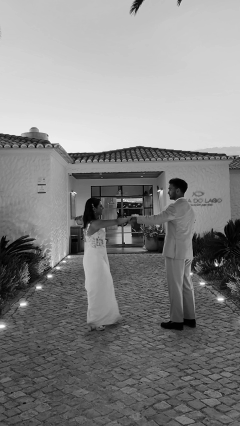 Fun TikTok dance with bride and groom during destination wedding Portugal