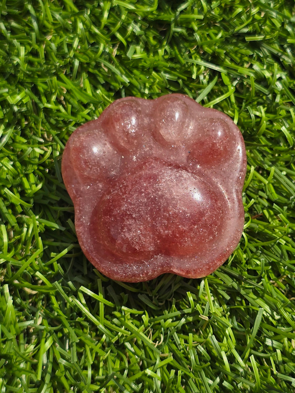 Thumbnail: Puffy Paw Print Carvings