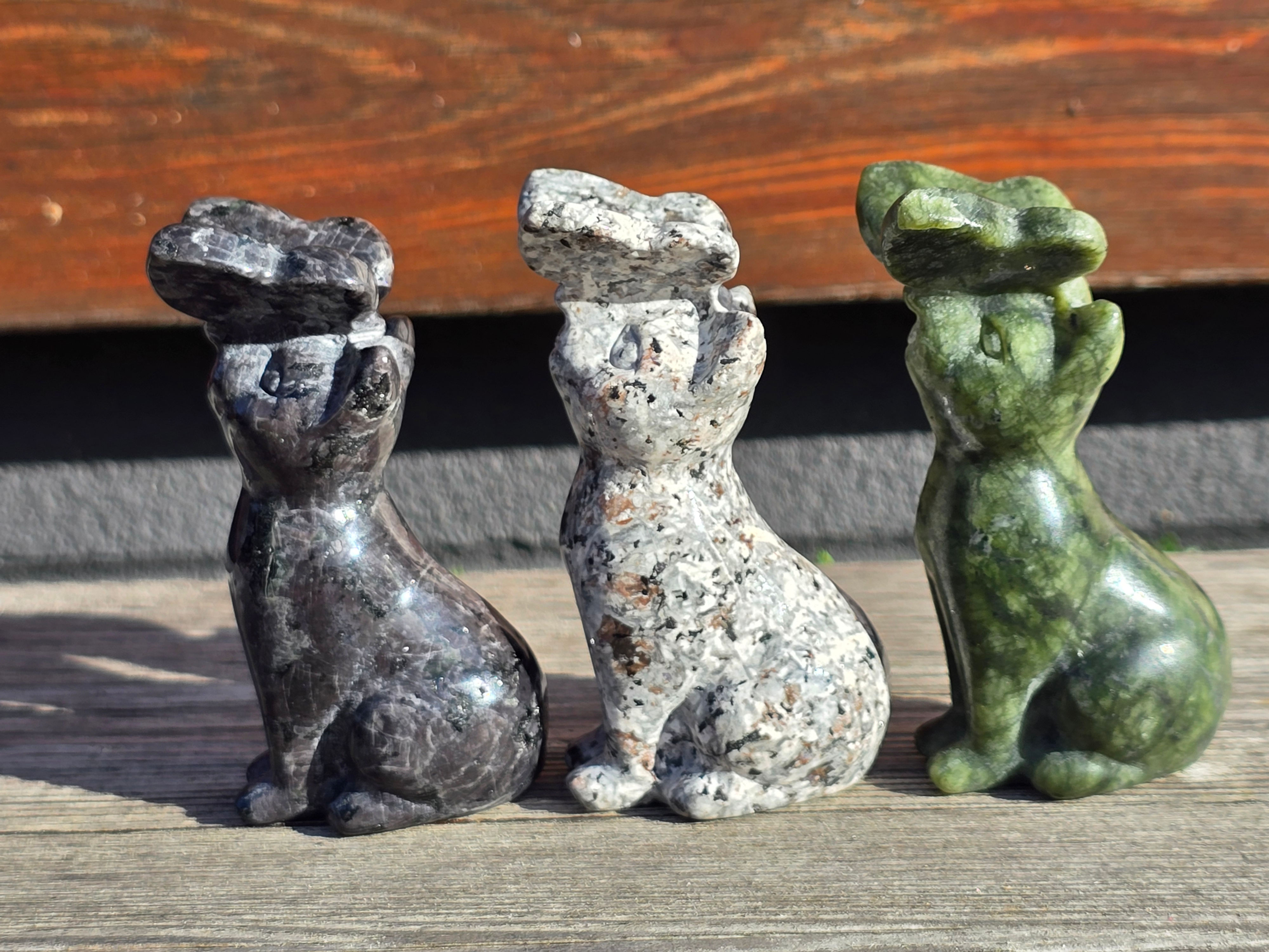 Cat with Butterfly Carving