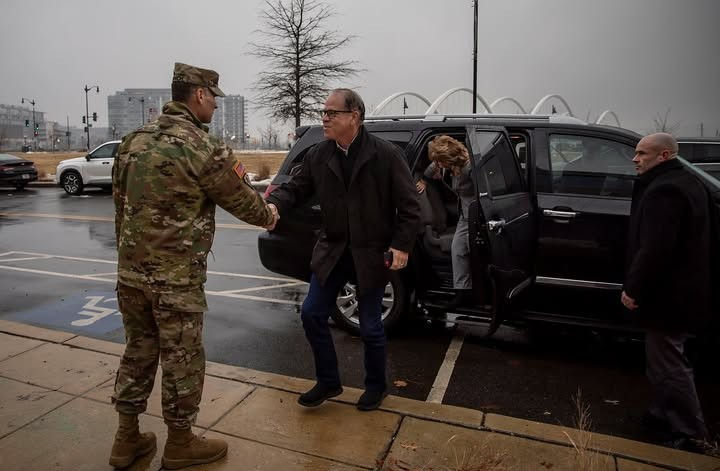 GARY’S MESSAGE WAS BULLETS: BRAUN’S REPLY MUST BE ACTIVE THE NATIONAL GUARD -KEEP THE POWER OFF UNTIL LAW AND ORDER IS RESTORED